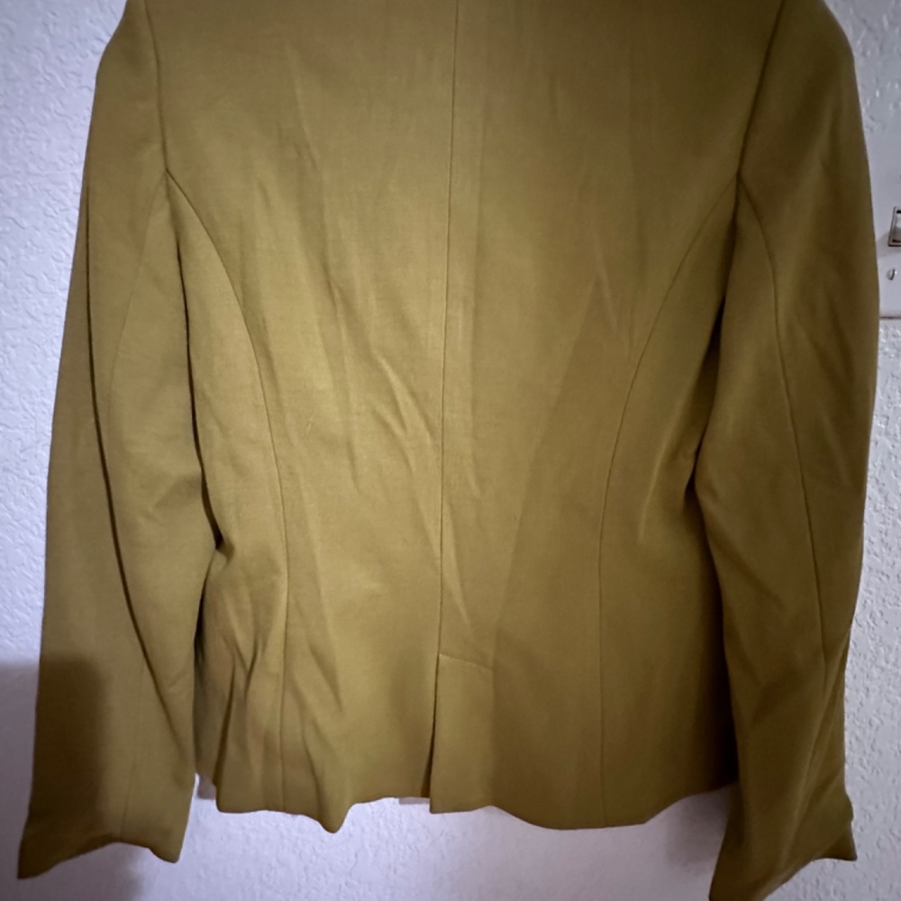 Jacket - Picture 3 of 3